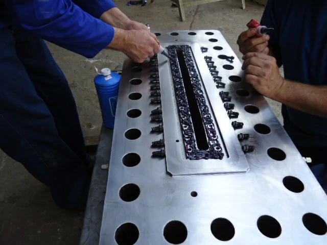 Porta Placa Senior Orifice